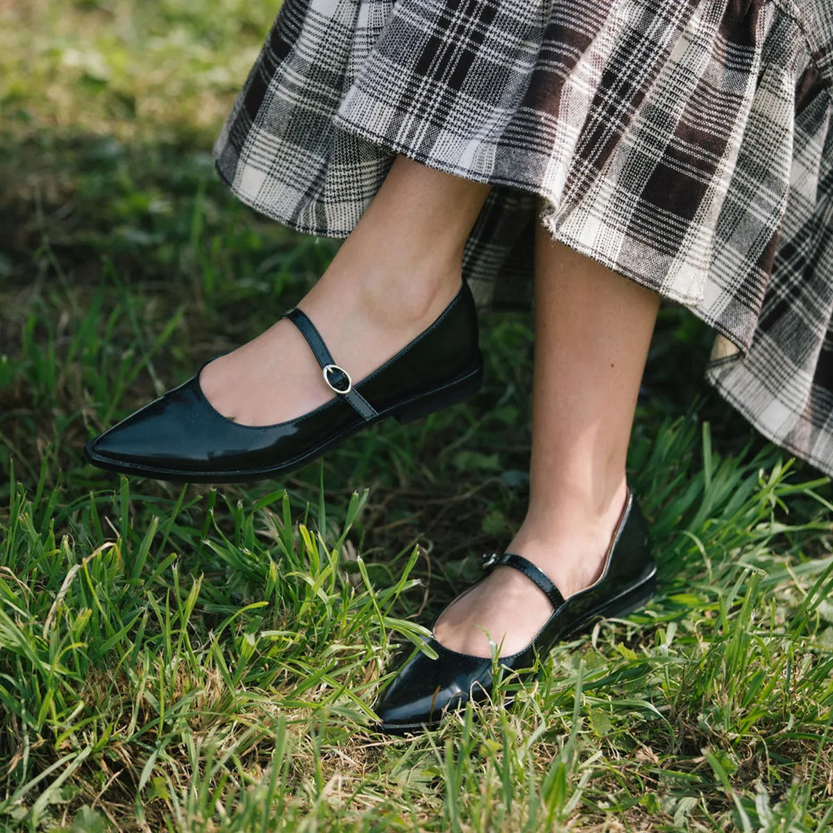 LARGO FLATS MIDNIGHT PATENT LEATHER