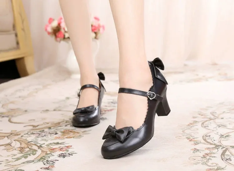 Simple Bow Heels