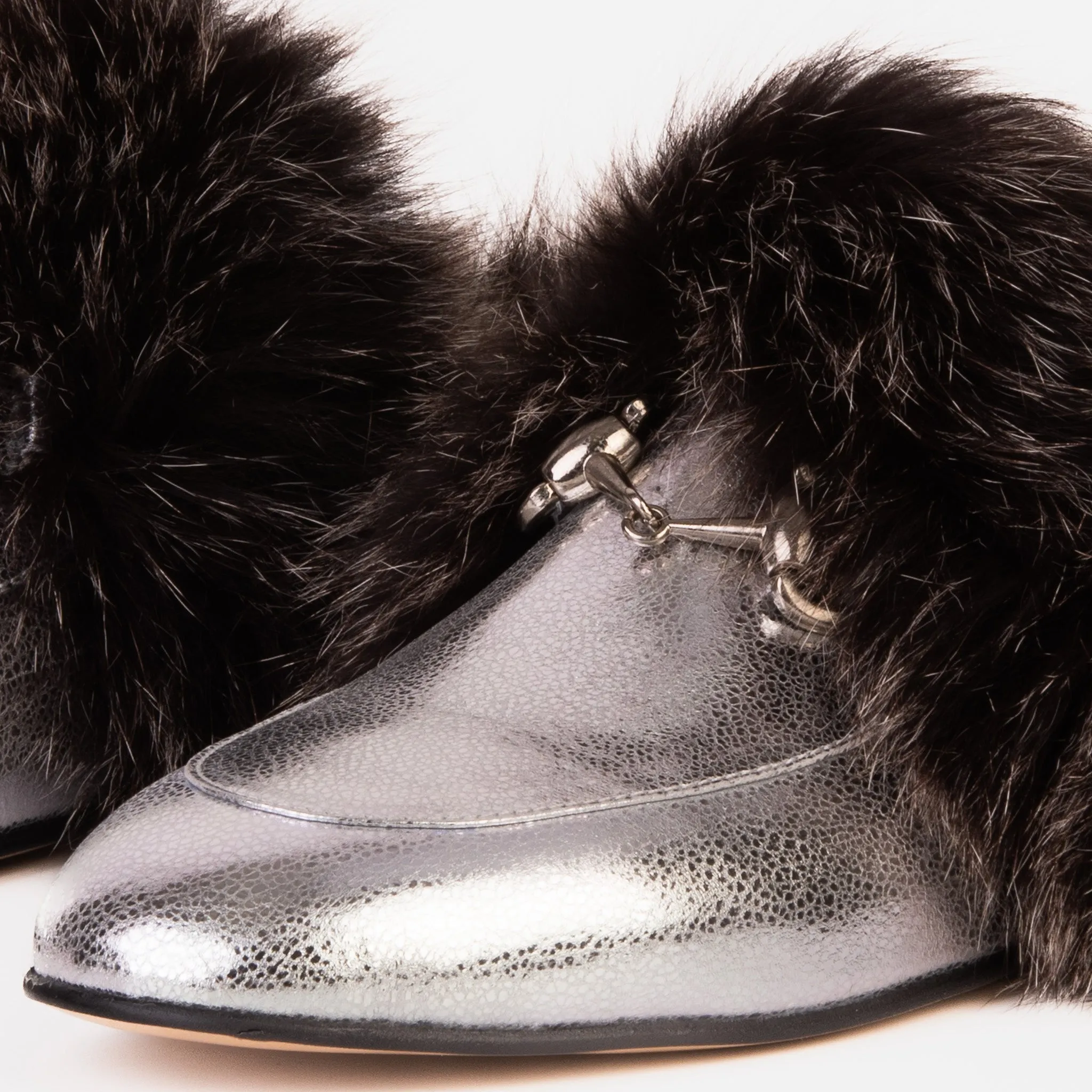 The Izmir Silver Leather Natural Fur Women Slipper