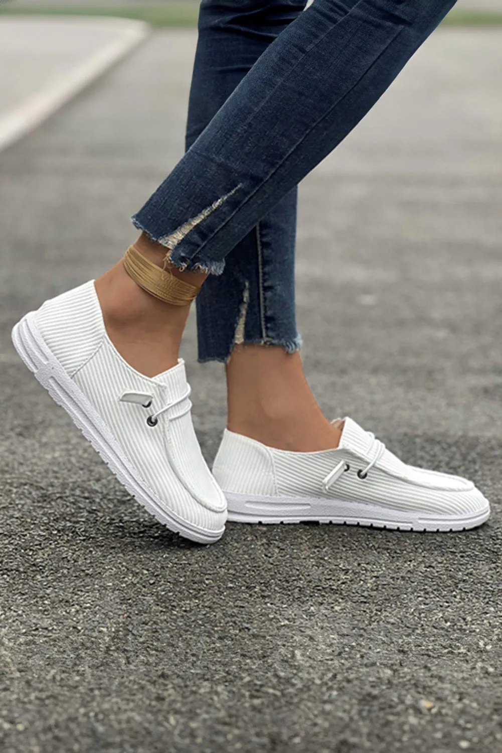 White Solid Color Striped Casual Loafers