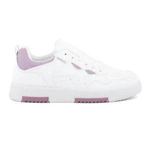 Women's White Sneaker AT7389