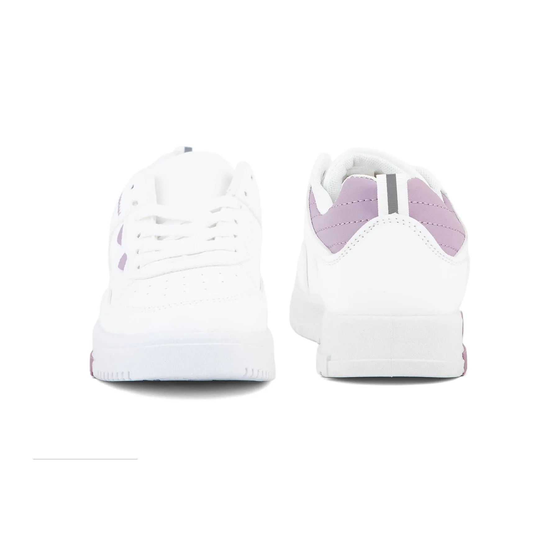 Women's White Sneaker AT7389